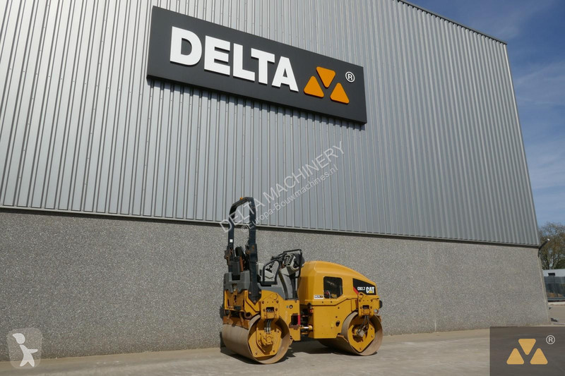 مدحلة Caterpillar CB2.7