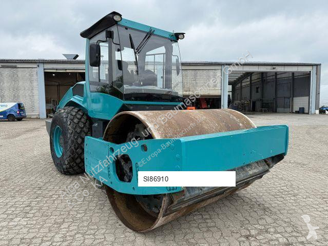 Zhutňovač Bomag BW213 DH-5, Walzenzug,...