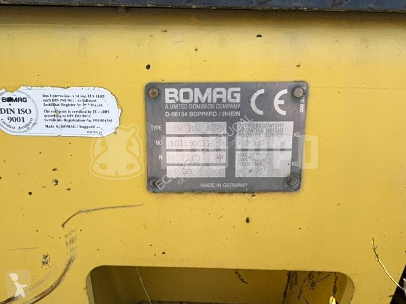 Zhutňovač Bomag AC3