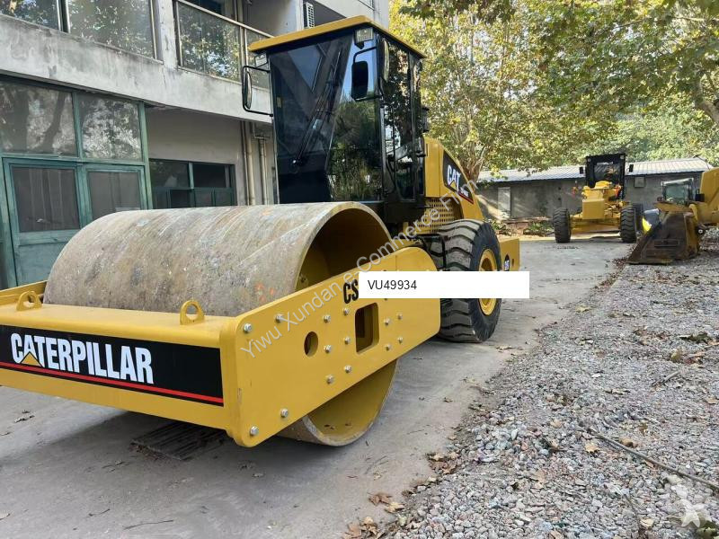 مدحلة Caterpillar