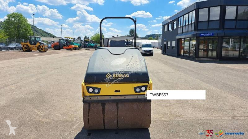 مدحلة Bomag AD5