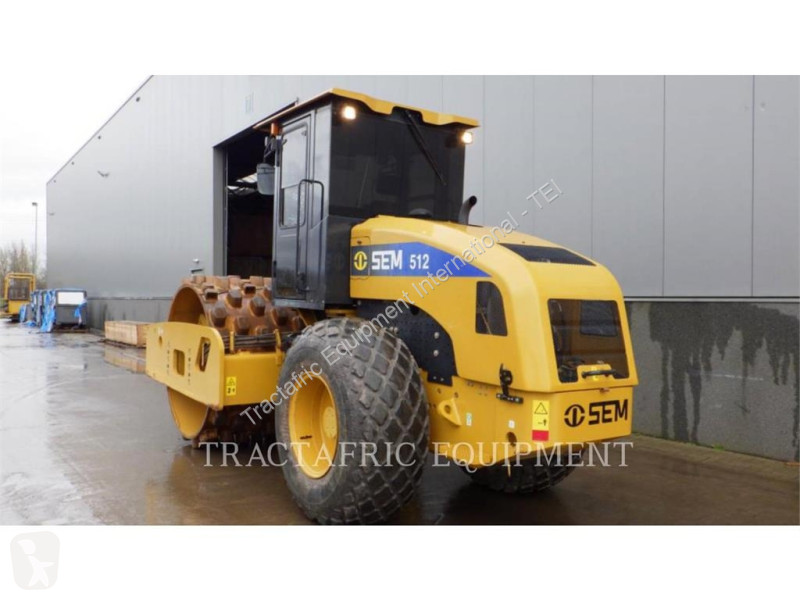 Дорожный каток  MACHINERY SEM512