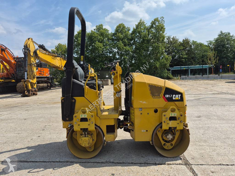 Jordstamper Caterpillar CB1.7