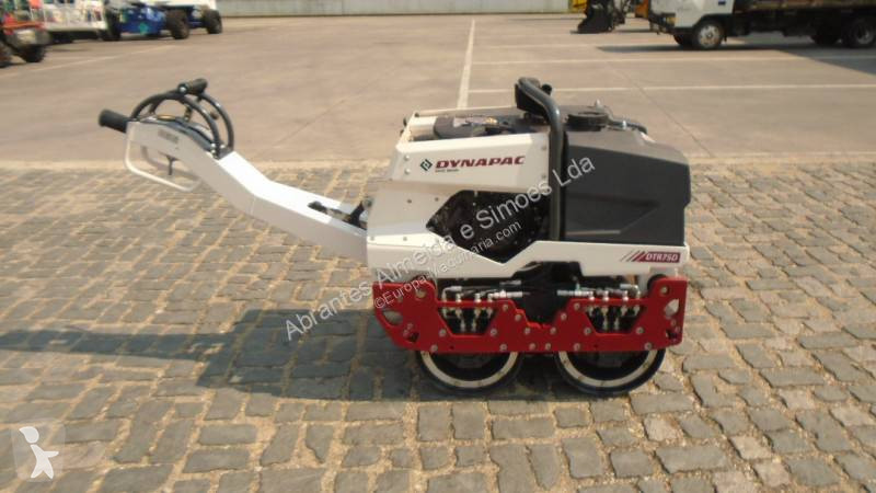Zhutňovač Dynapac DTR 75D
