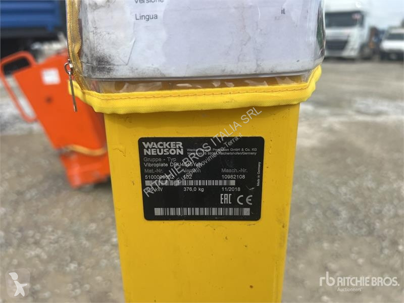 Compactador  DPU4045 Vibratory Plate Compactor