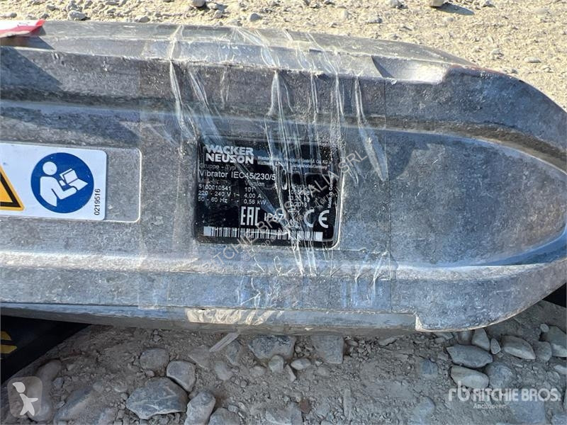 Compactador Wacker Neuson Concrete Vibrator