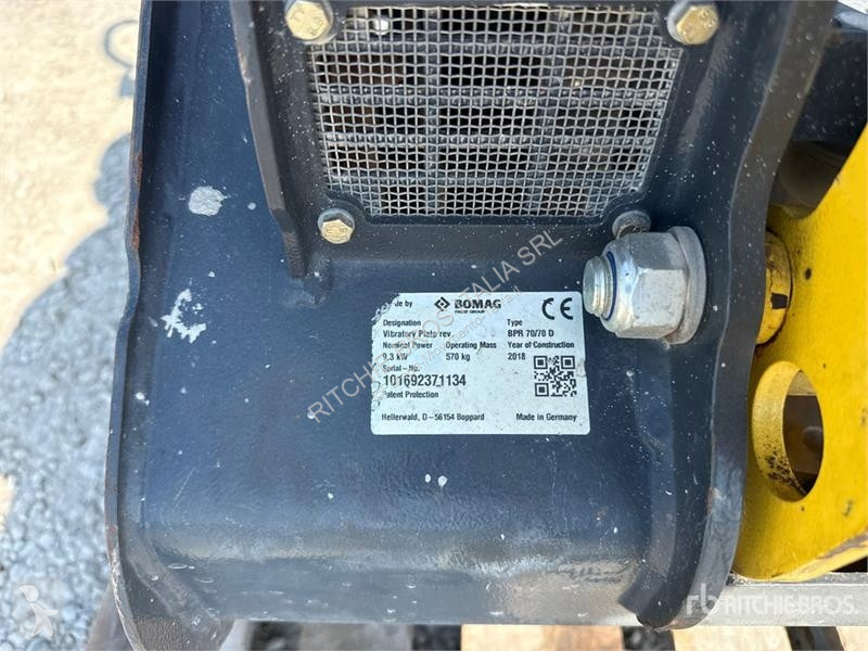 Compactador Bomag BPR 70/70D Vibratory Plate...