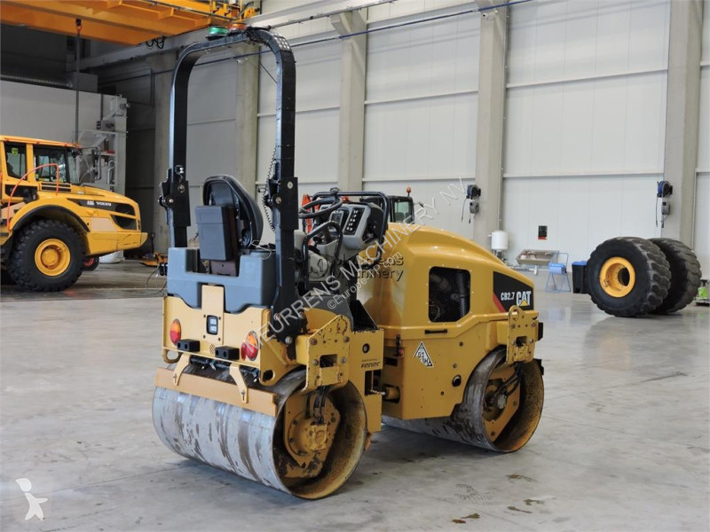 مدحلة Caterpillar CB2.7