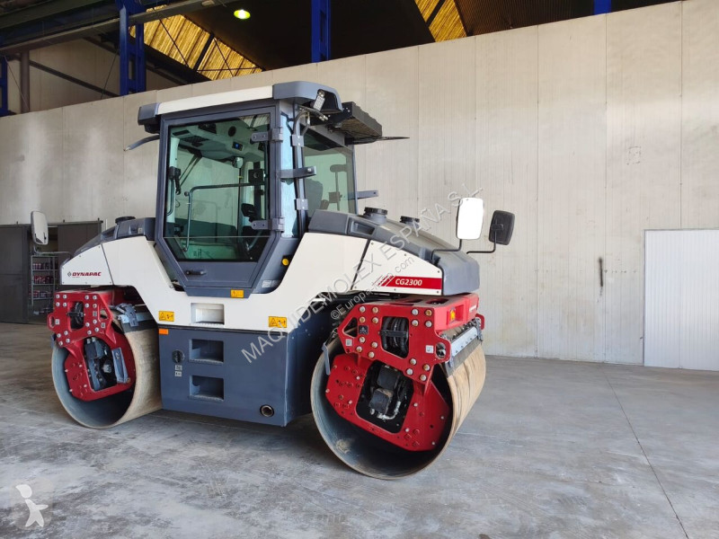 Walec Dynapac DG2300