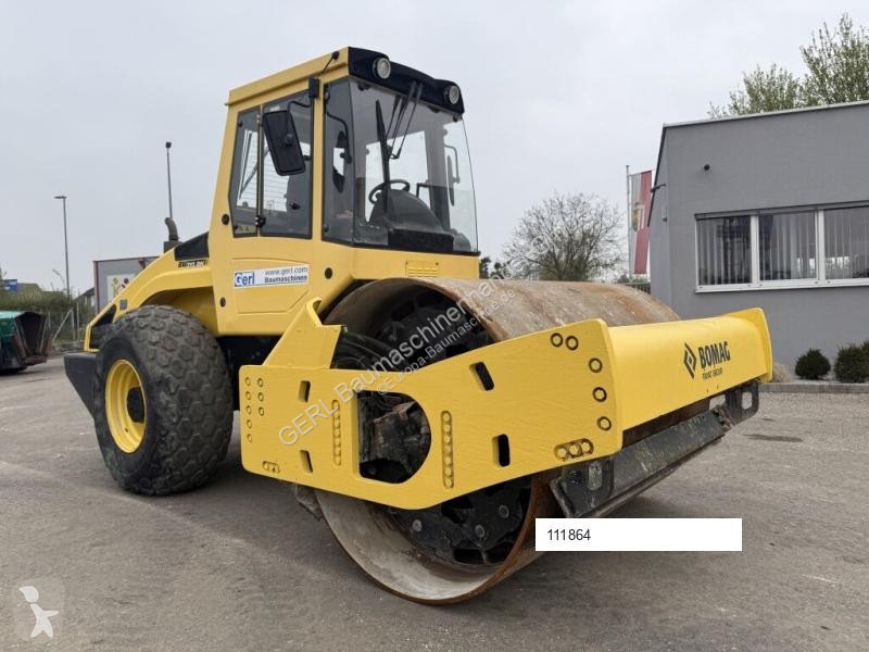 Vält Bomag DH4