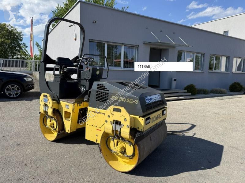Compactador Bomag AD3