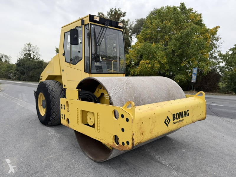 Zhutňovač Bomag BW213 D3