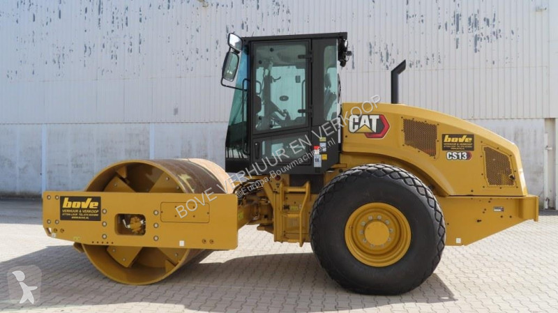 Валяк Caterpillar CS13