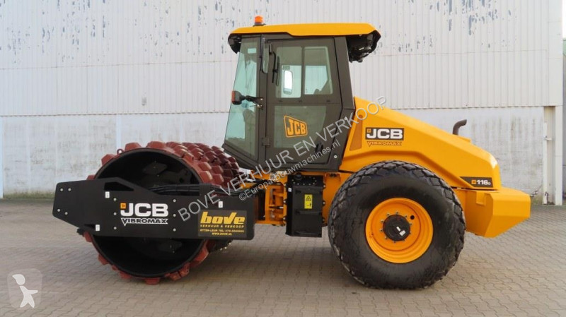 مدحلة JCB VM116 PD