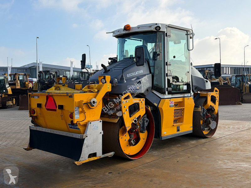 Vibrohenger Hamm DV70i + Bomag splitter