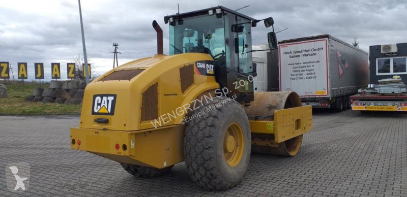 Compactor  Walec wibracyjny CATERPILLAR CS 64 B