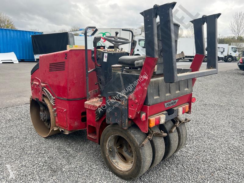 Compactador Hamm - 3000kg