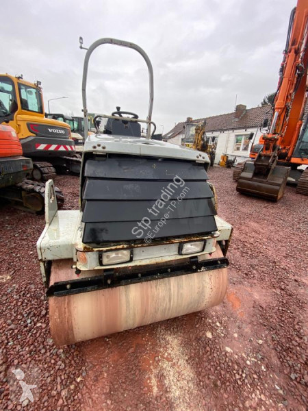 Compactador Ammann 26