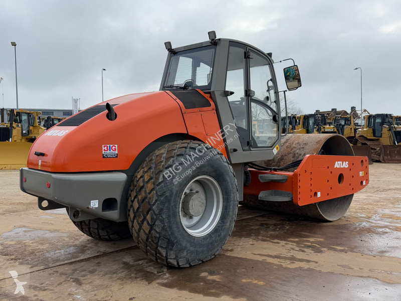 Compactador Atlas (12t)