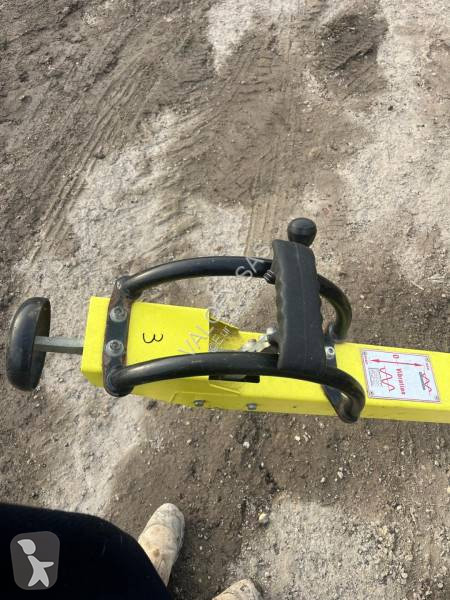 Jordstamper Ammann AR65