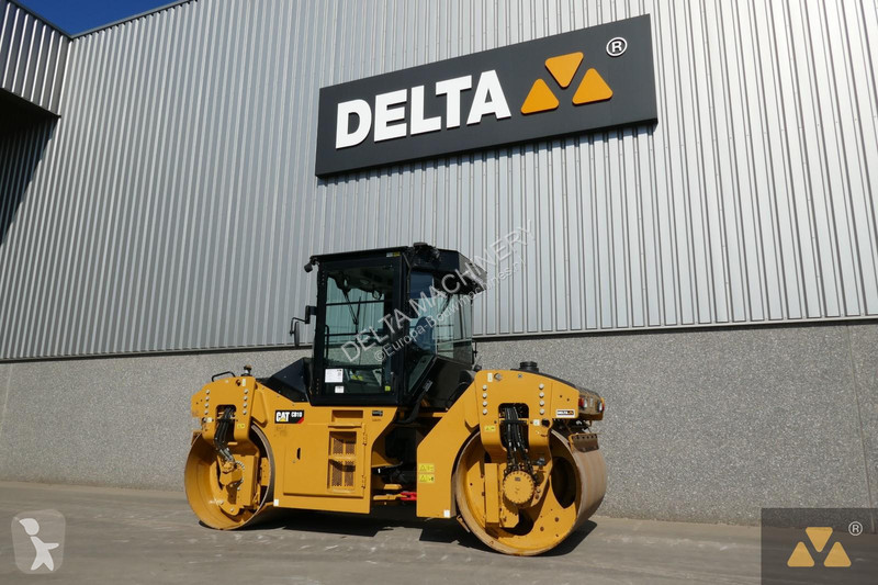 Compactador Caterpillar CB10