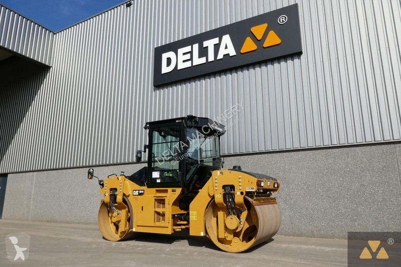Compactor Caterpillar CB10