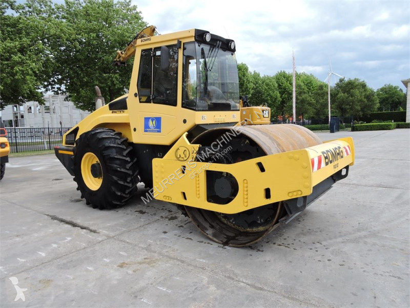 Compactor Bomag BW211D-4 GERMAN