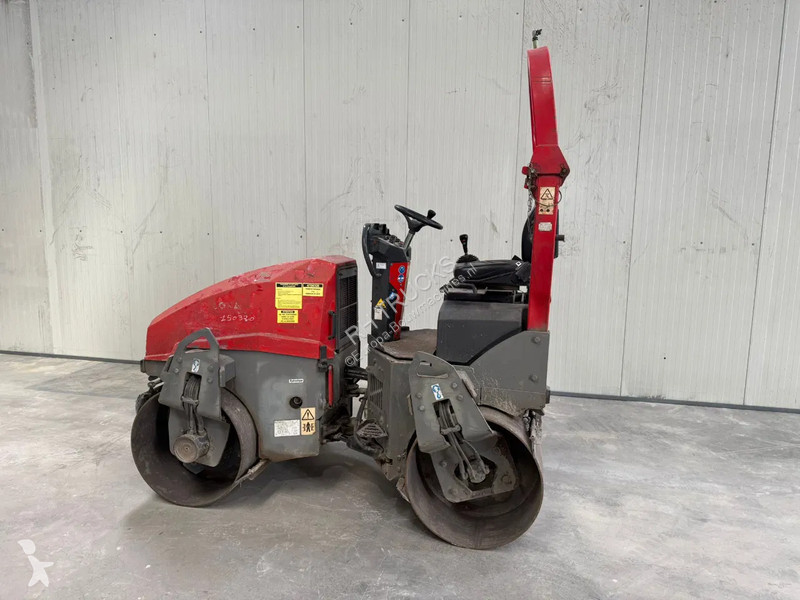 Wals Ammann 26, CE, 5085 HOURS