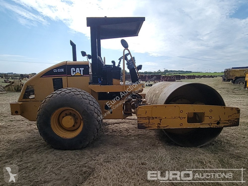 Compactador Caterpillar CS553E