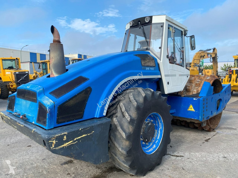 Zhutňovač Bomag BW 219 PHD .