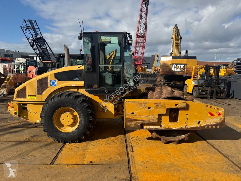 Zhutňovač Caterpillar CP 76