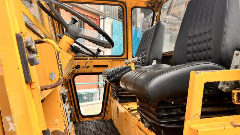 مدحلة Bomag BW161A