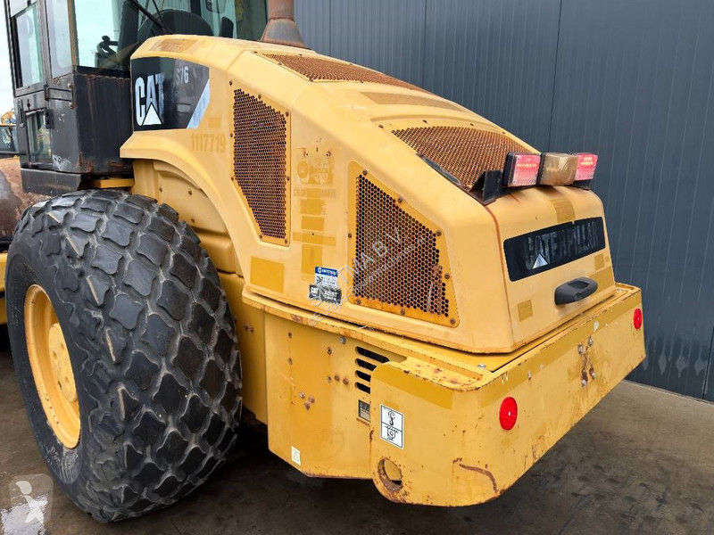 Zhutňovač Caterpillar CS76 XT