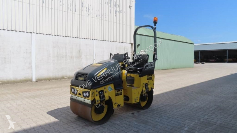 Compactador Bomag BW80 AD5