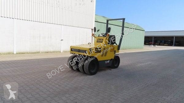 Vibrohenger Sakai TS 160