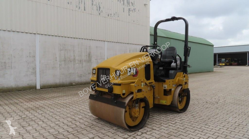 Compactador Caterpillar CB2.7GC