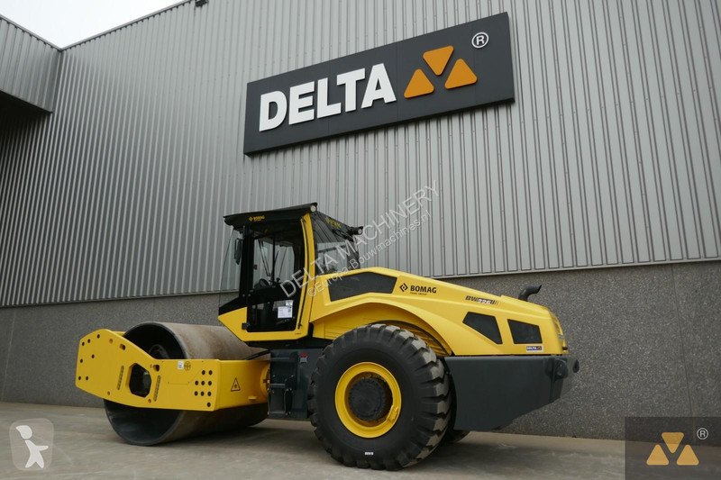 Compactador Bomag BW226-5CL