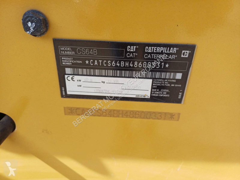 Zhutňovač Caterpillar CS 64 B