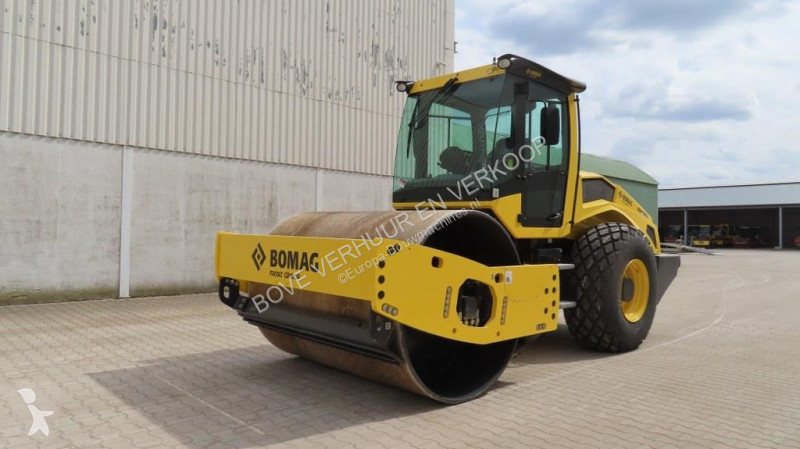 Compactador Bomag BW213 D-5 PL