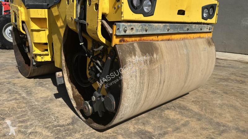 Zhutňovač Bomag AD5