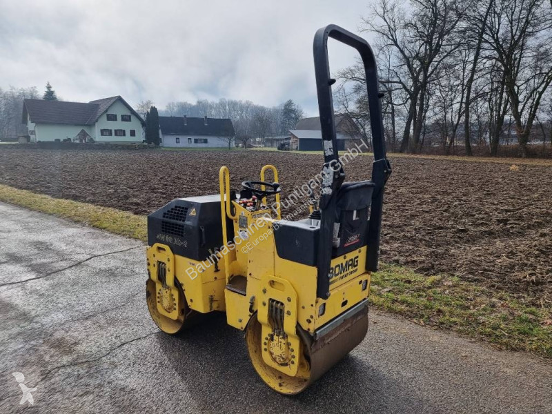 مدحلة Bomag AD2