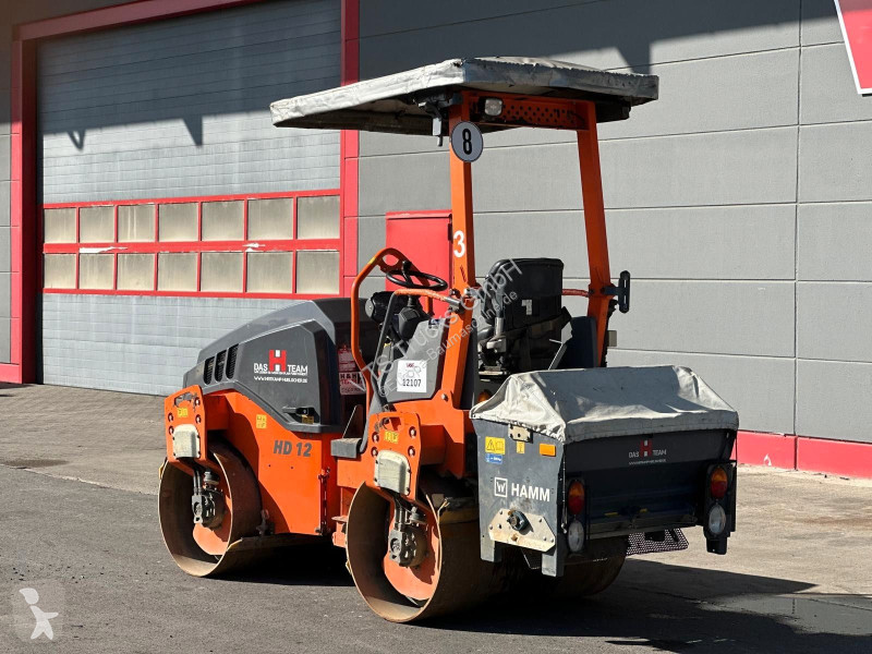 مدحلة Hamm HD12 Tandemwalze mit Streuer