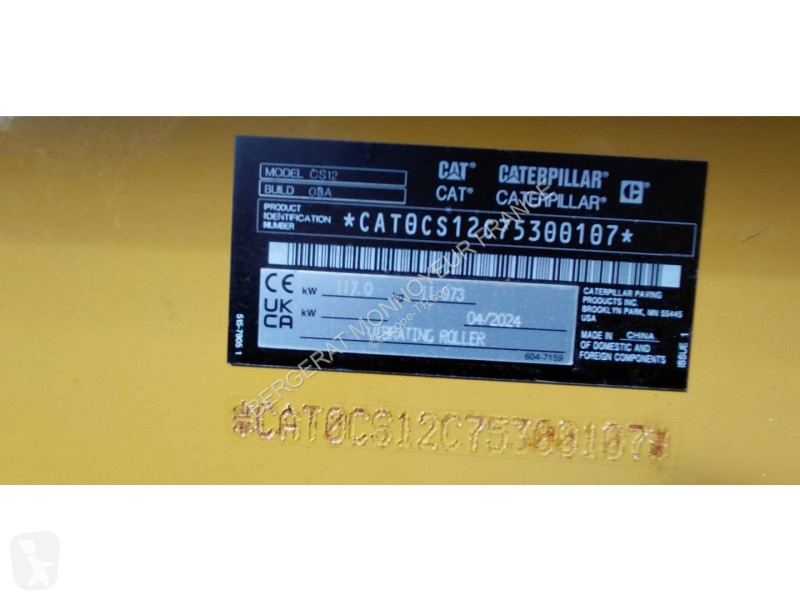 مدحلة Caterpillar CS12