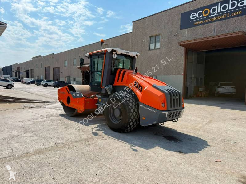Zhutňovač Hamm HC110i