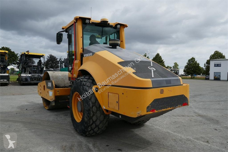 Jordstamper Volvo SD 115 B