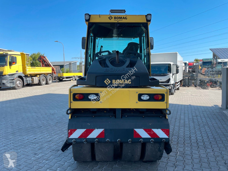 Zhutňovač Bomag ACP4i / nur 1.751h / Asphalt...