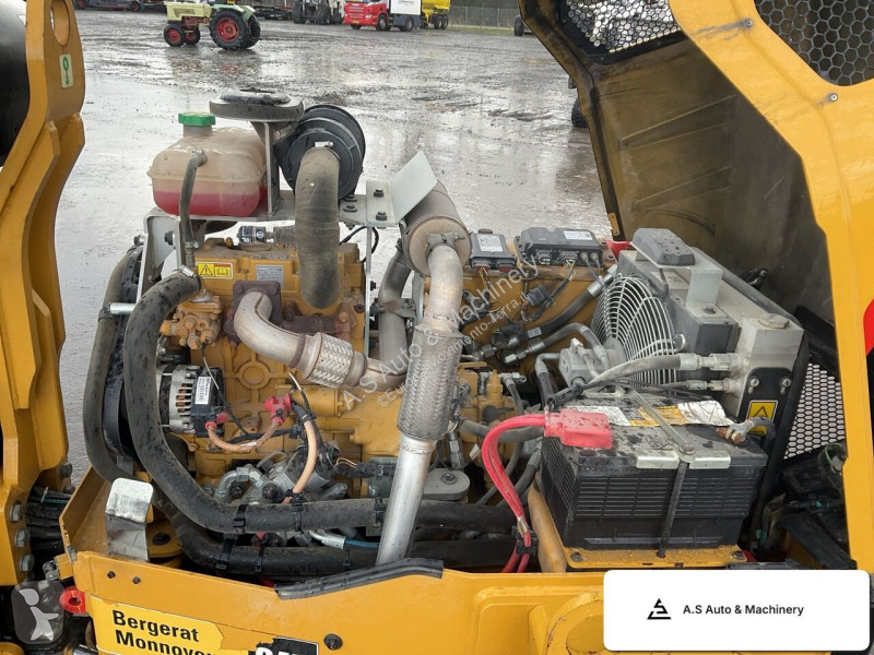 Compacteur Caterpillar