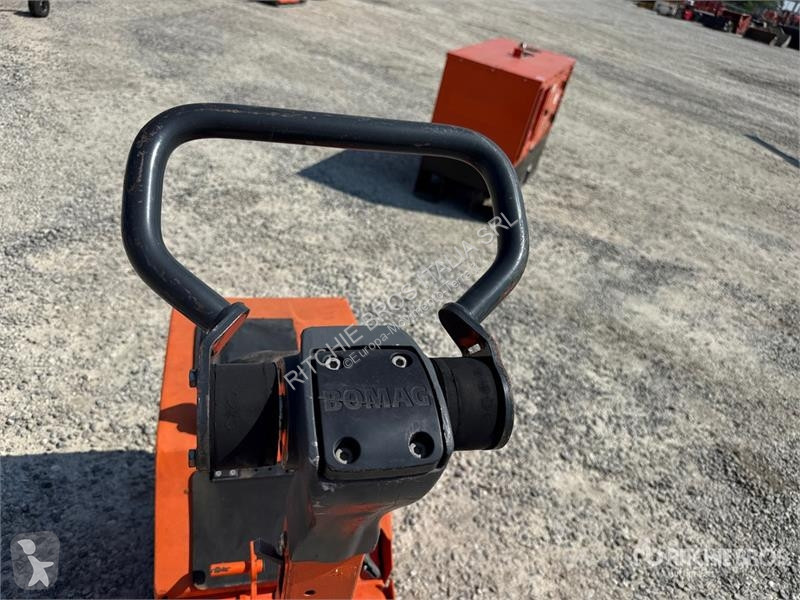 مدحلة Bomag BPR55/65D Vibratory Plate Compactor