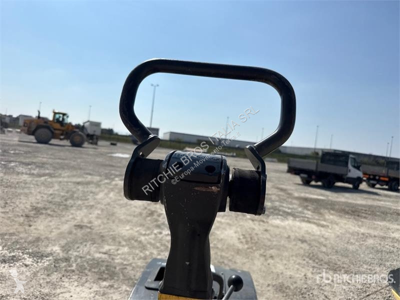 مدحلة Bomag BPR 70/70D Vibratory Plate Compactor