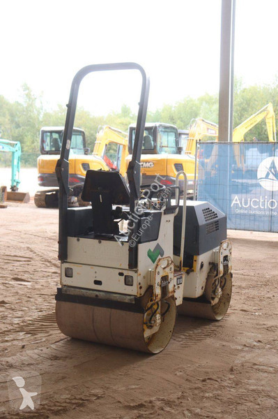 Compactador Bomag